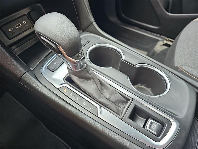 used 2023 Chevrolet Equinox car, priced at $20,998