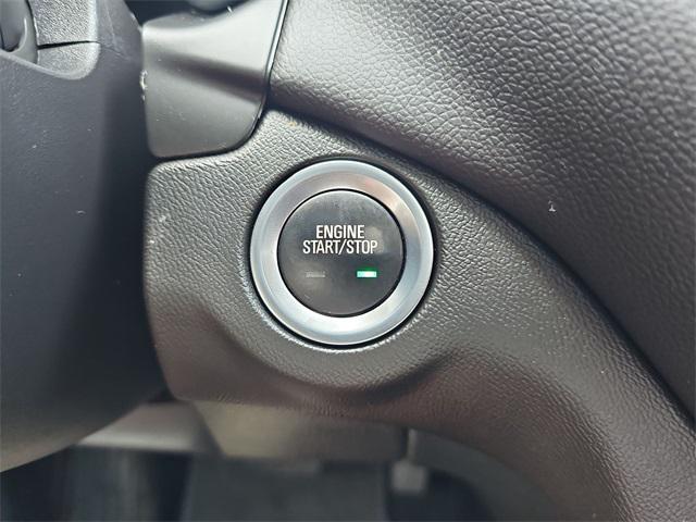 used 2023 Chevrolet Equinox car, priced at $20,998