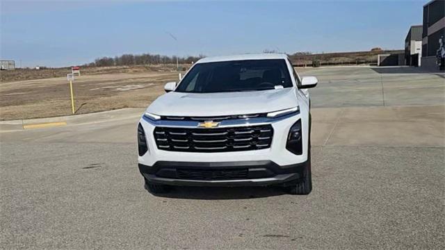 new 2025 Chevrolet Equinox car, priced at $27,995