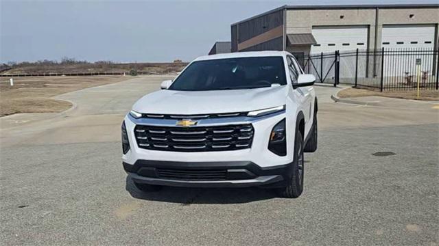 new 2025 Chevrolet Equinox car, priced at $28,495