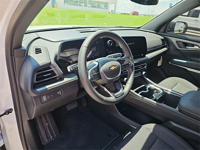new 2025 Chevrolet Traverse car, priced at $42,095