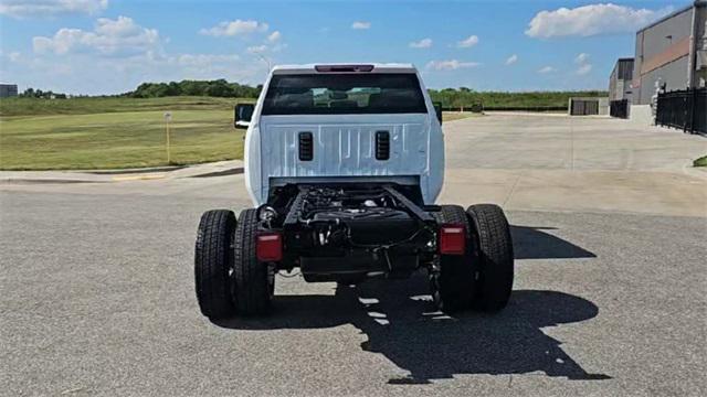 new 2025 Chevrolet Silverado 3500 car