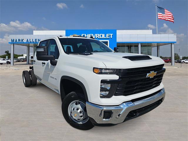 new 2025 Chevrolet Silverado 3500 car