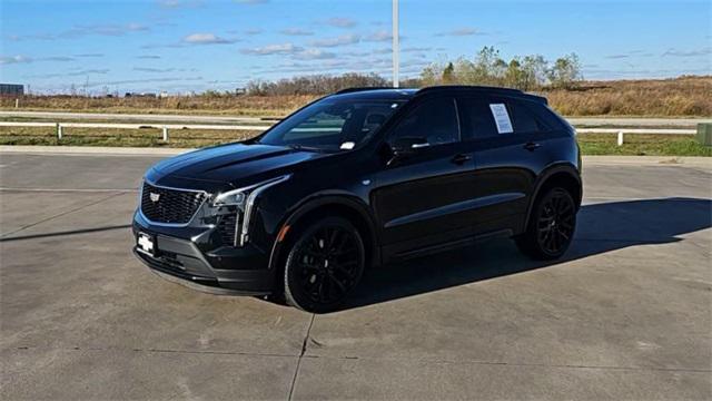 used 2022 Cadillac XT4 car, priced at $28,997