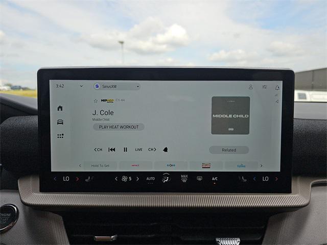 used 2025 Ford Explorer car, priced at $41,566