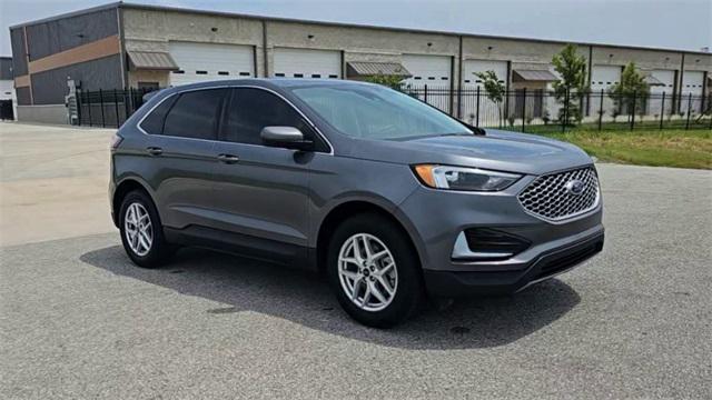 used 2024 Ford Edge car, priced at $24,998