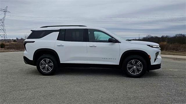 new 2025 Chevrolet Traverse car, priced at $41,995