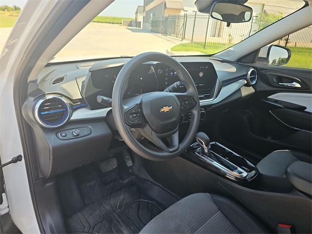 used 2024 Chevrolet Trax car, priced at $20,998