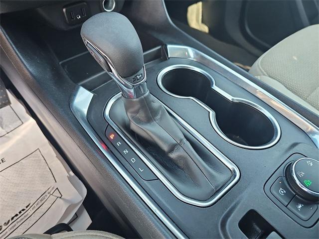 used 2022 Chevrolet Traverse car, priced at $22,877