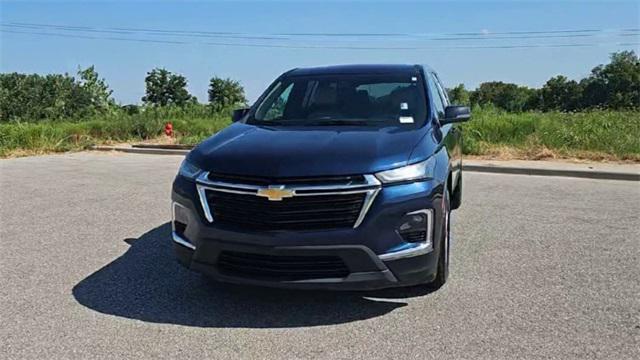 used 2022 Chevrolet Traverse car, priced at $22,877
