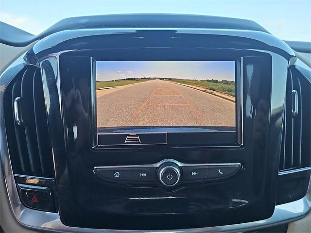 used 2022 Chevrolet Traverse car, priced at $22,877