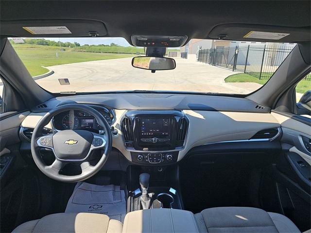 used 2022 Chevrolet Traverse car, priced at $22,877