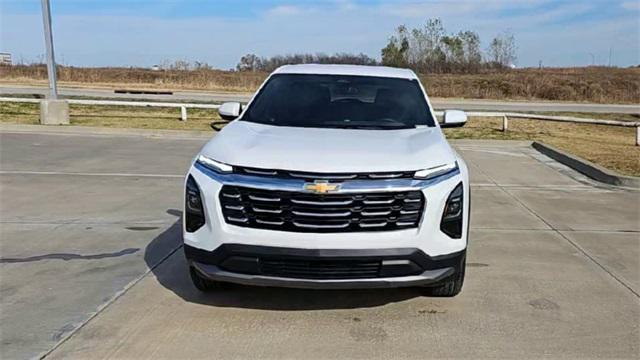 new 2026 Chevrolet Equinox car, priced at $29,995