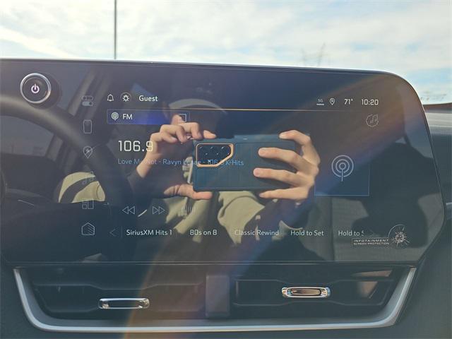 new 2026 Chevrolet Equinox car, priced at $29,995