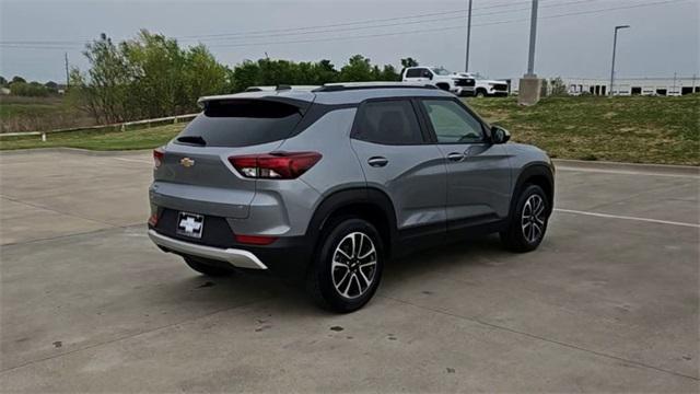 new 2025 Chevrolet TrailBlazer car, priced at $29,580