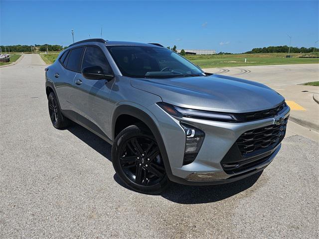 new 2025 Chevrolet Trax car, priced at $26,094
