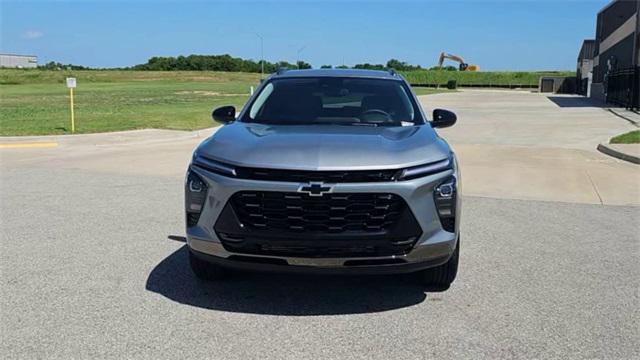 new 2025 Chevrolet Trax car, priced at $26,094