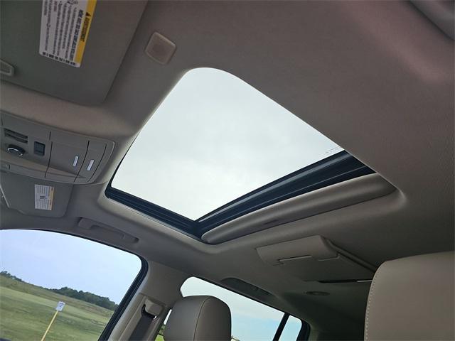 used 2018 Chevrolet Suburban car, priced at $28,997