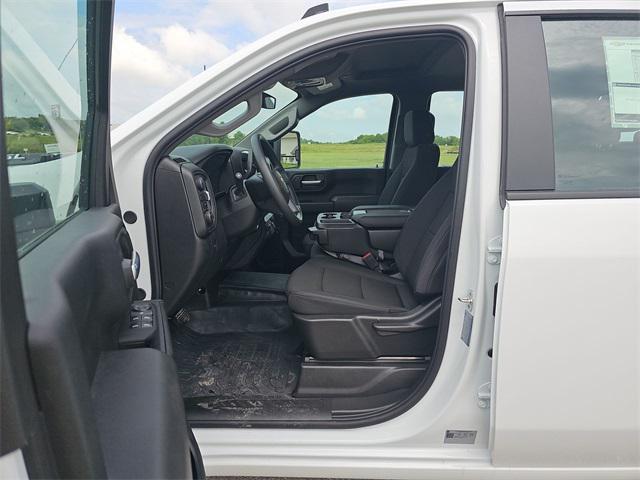 new 2025 Chevrolet Silverado 3500 car