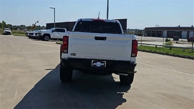 new 2026 Chevrolet Colorado car, priced at $51,595