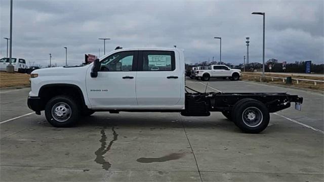 new 2025 Chevrolet Silverado 3500 car, priced at $61,258