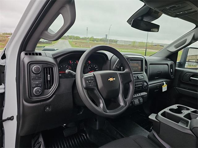 new 2025 Chevrolet Silverado 3500 car, priced at $51,995