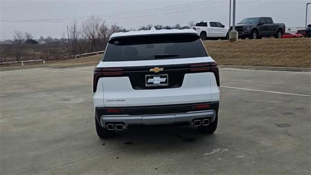 new 2025 Chevrolet Traverse car, priced at $42,995