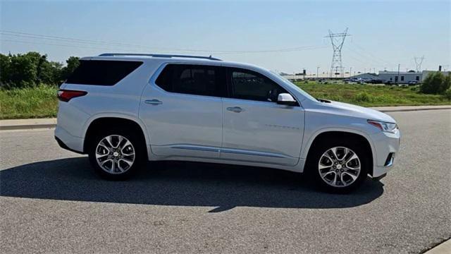 used 2021 Chevrolet Traverse car, priced at $34,477