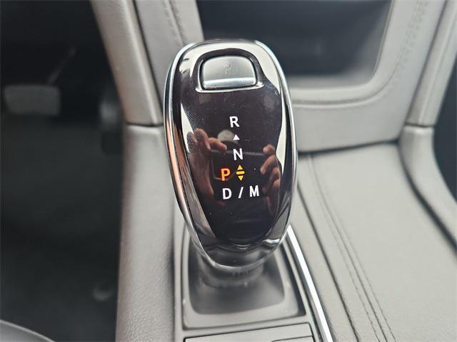 used 2024 Cadillac XT6 car, priced at $47,877