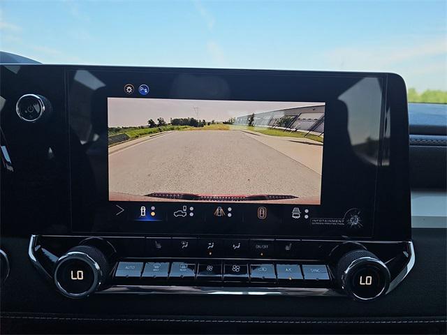 new 2025 Chevrolet Colorado car, priced at $43,860
