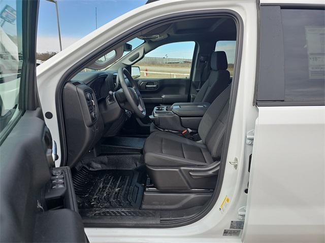 new 2025 Chevrolet Silverado 1500 car, priced at $43,180