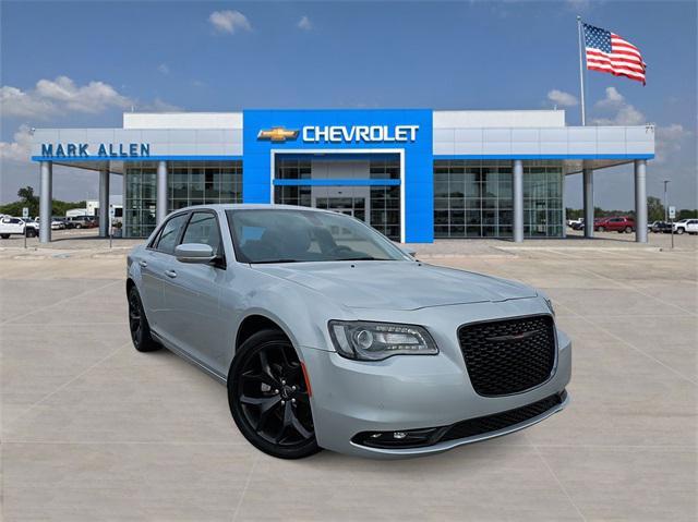 used 2022 Chrysler 300 car, priced at $29,800