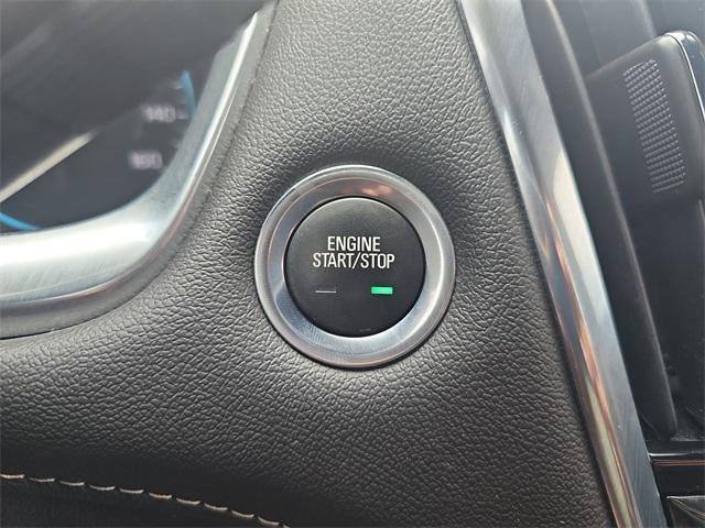 used 2022 Chevrolet Traverse car, priced at $29,566