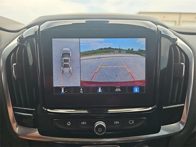 used 2022 Chevrolet Traverse car, priced at $29,566