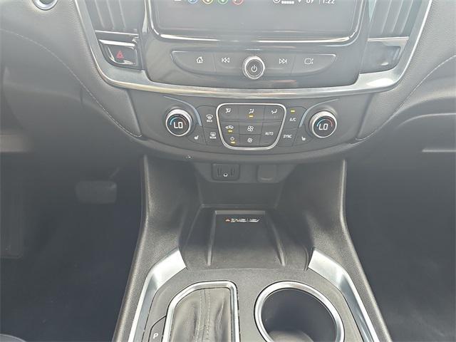 used 2022 Chevrolet Traverse car, priced at $29,566