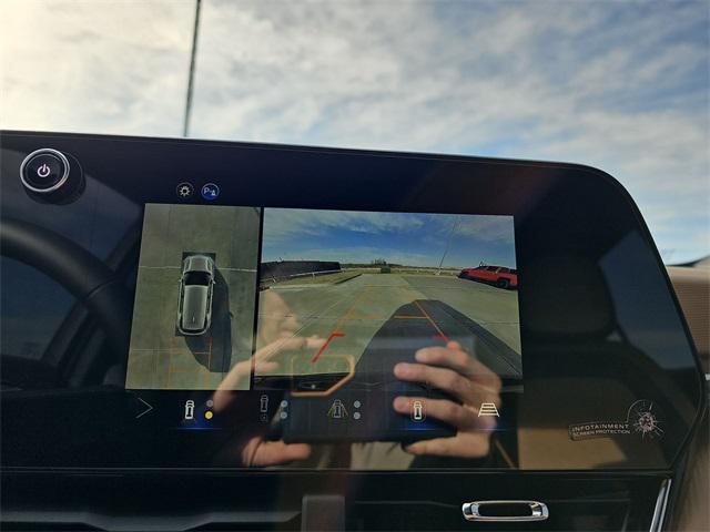 new 2026 Chevrolet Equinox car, priced at $38,285