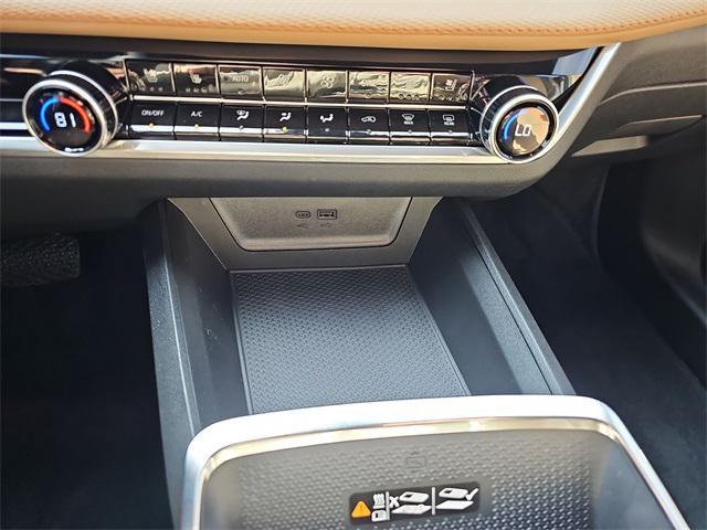 new 2026 Chevrolet Equinox car, priced at $38,285