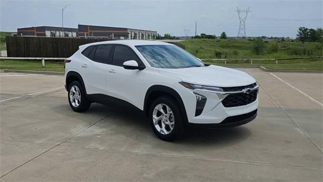 new 2025 Chevrolet Trax car, priced at $23,759