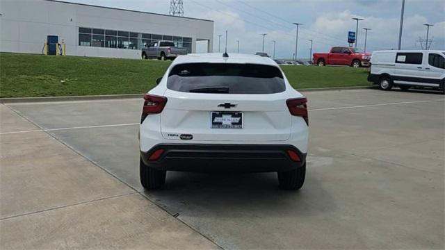 new 2025 Chevrolet Trax car, priced at $23,759