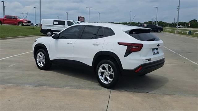 new 2025 Chevrolet Trax car, priced at $23,759