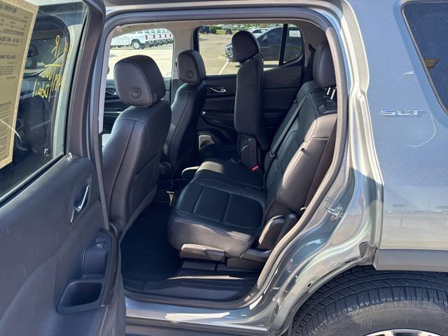 used 2023 GMC Acadia car, priced at $30,998