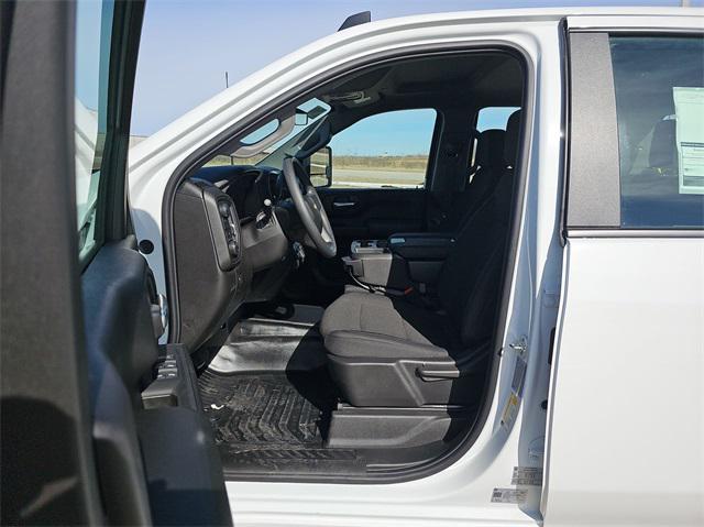 new 2025 Chevrolet Silverado 2500 car, priced at $49,750