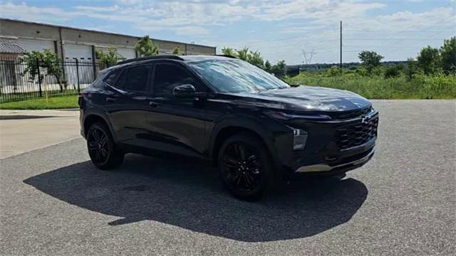 new 2025 Chevrolet Trax car, priced at $25,977