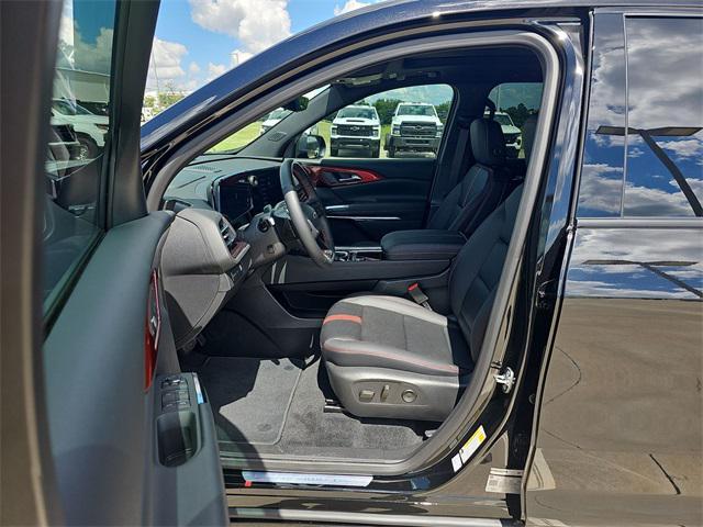 new 2025 Chevrolet Traverse car, priced at $57,095