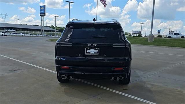 new 2025 Chevrolet Traverse car, priced at $57,095
