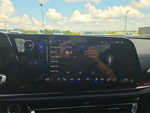 new 2025 Chevrolet Traverse car, priced at $57,095