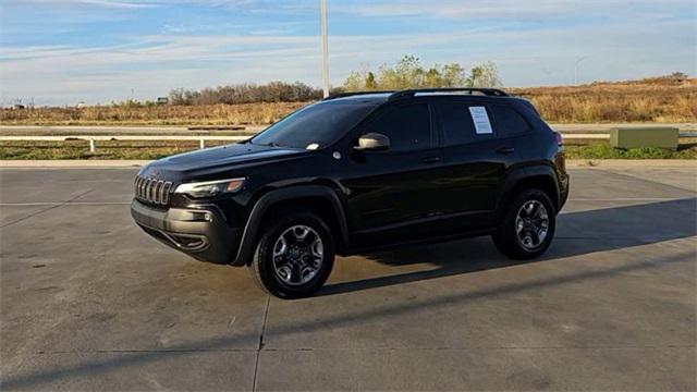 used 2019 Jeep Cherokee car, priced at $17,597