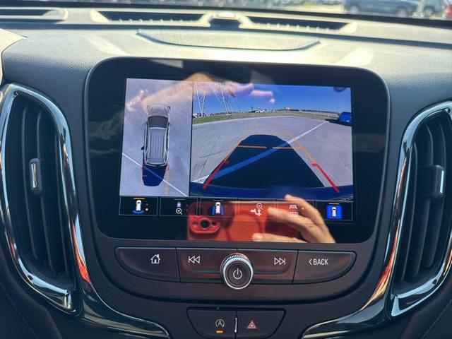 used 2024 Chevrolet Equinox car, priced at $24,995