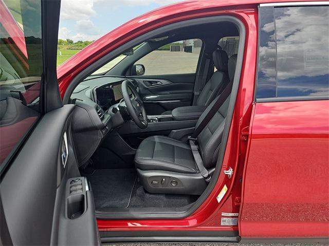 new 2025 Chevrolet Traverse car, priced at $43,690