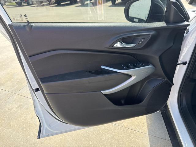 used 2025 Chevrolet Trax car, priced at $24,988